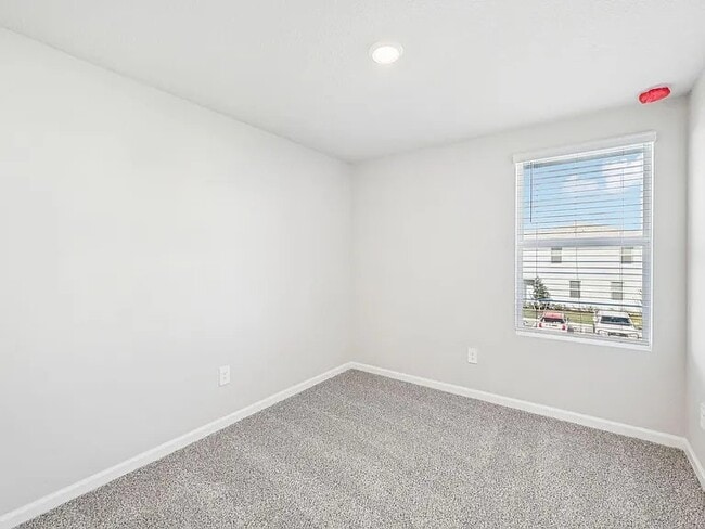 Building Photo - 458 Salisbury Cir