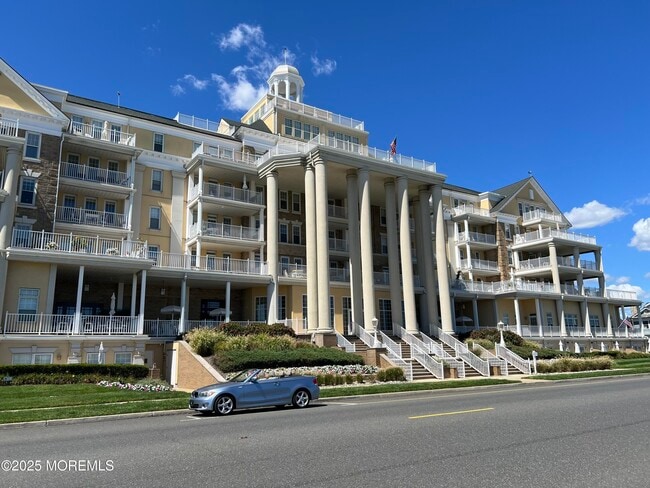 Primary Photo - 700 Ocean Ave