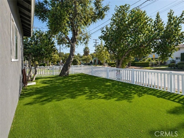 Building Photo - 112 Grandview St