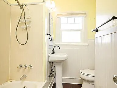 Building Photo - 302 Pacific Terrace