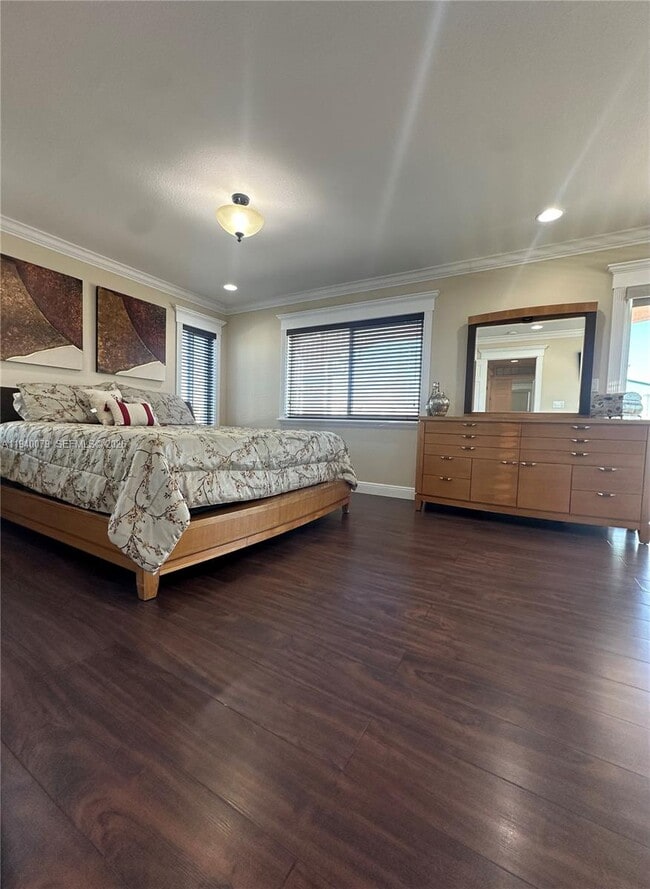 Building Photo - 1516 Aqueduct Ln