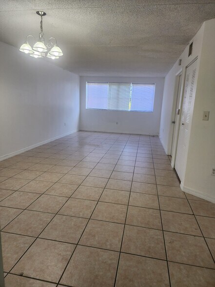 Building Photo - 6195 NW 186th St