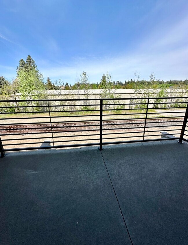 Building Photo - 4757 Kona Dr