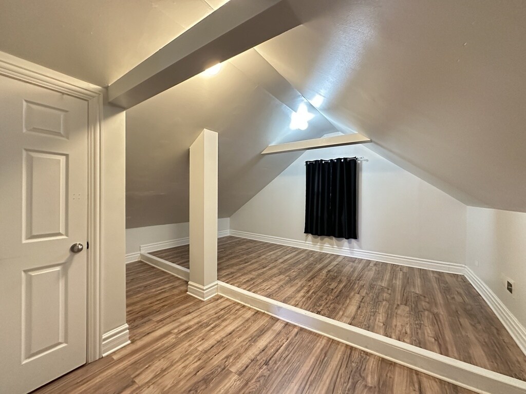 Building Photo - 723 N Elizabeth St