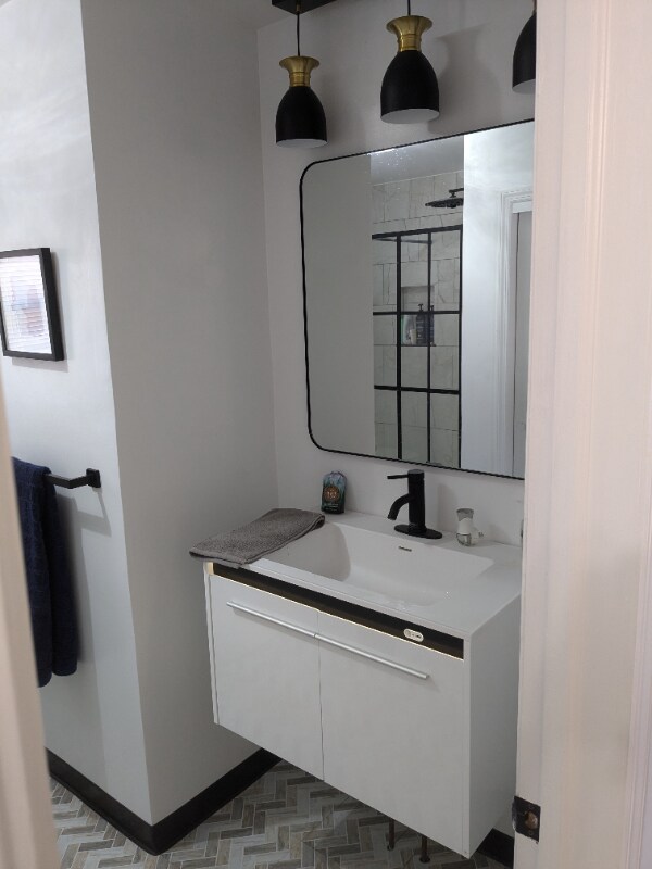 Building Photo - 1218 Greenwood Dr