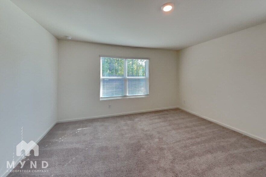 Building Photo - 2622 Senegal Wy