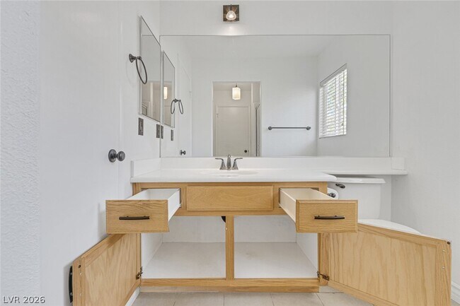 Building Photo - 8756 Harvest Valley Ave