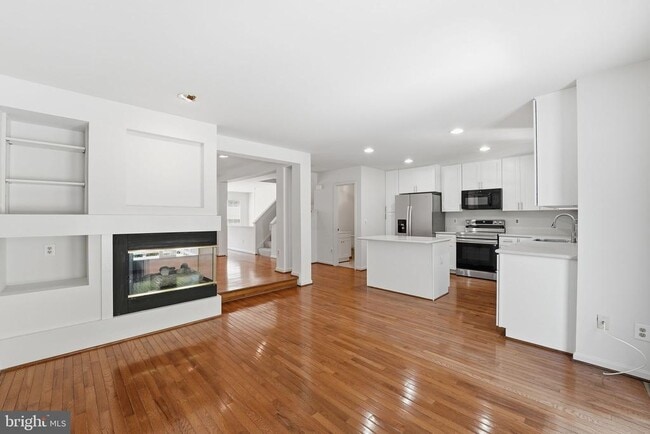 Building Photo - 2709 Baronhurst Dr