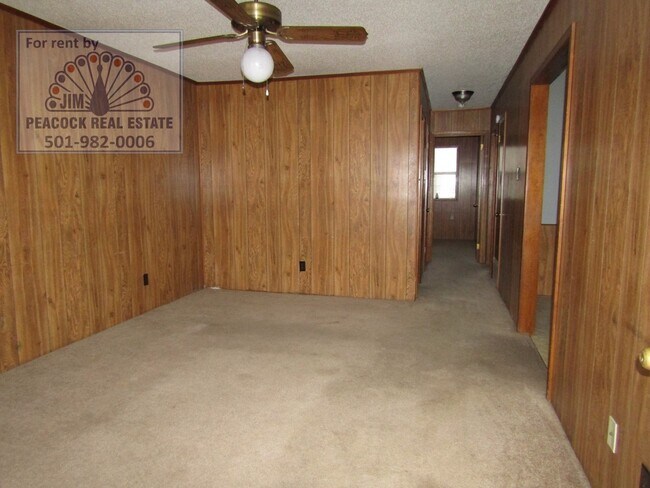 Building Photo - 500 Cherrie Ave