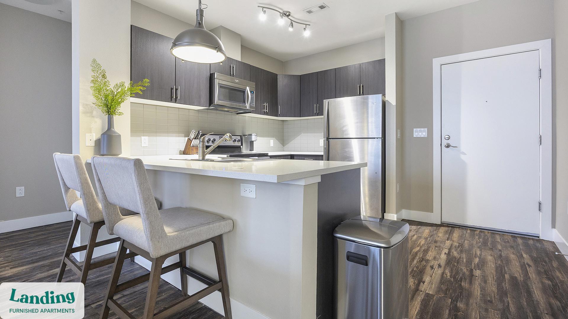 Building Photo - 1000 S Broadway