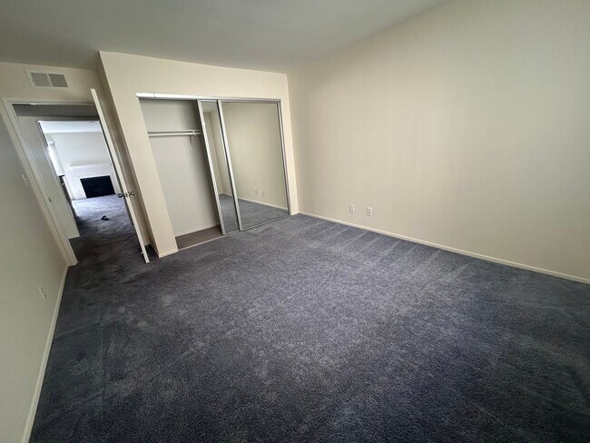Building Photo - 3552 S Centinela Ave