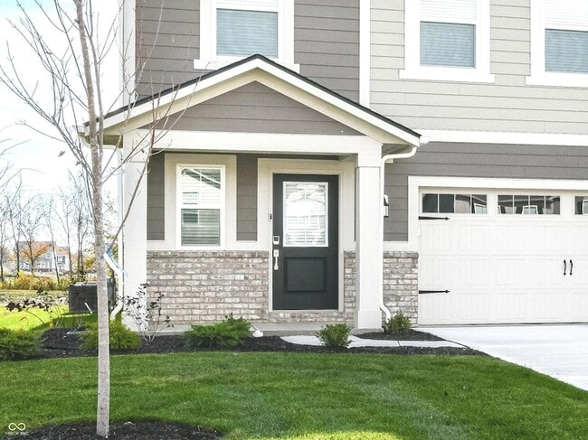 Building Photo - 6685 Hawthorne Dr