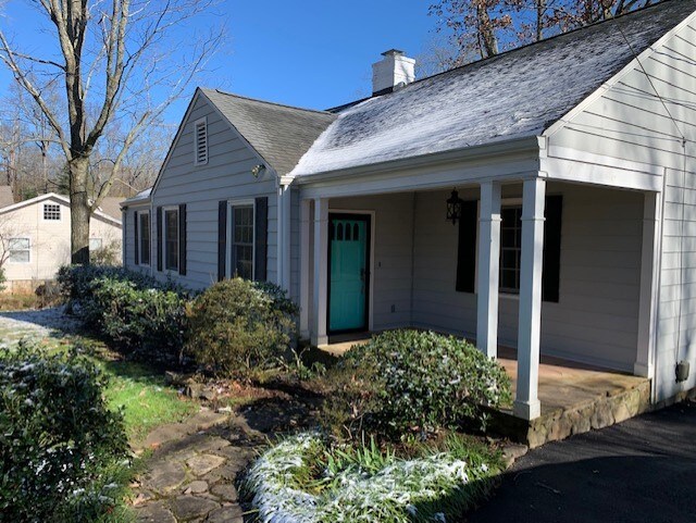 Building Photo - 1403 Cinderella Rd