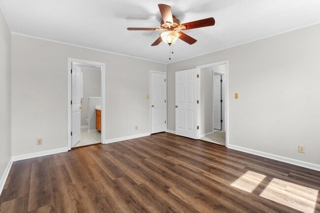 Building Photo - 383 Bosca Ct