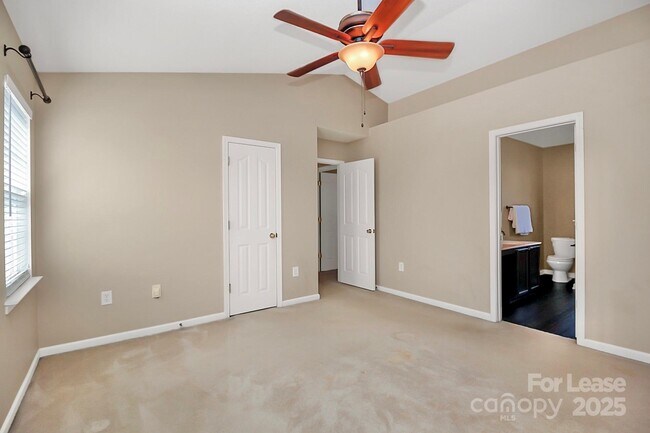 Building Photo - 7115 Simbrah Way