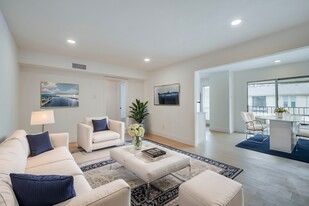 Building Photo - 4664 Matilda St
