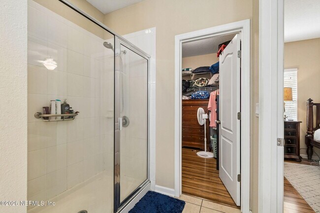 Building Photo - 206 Mission Cove Cir