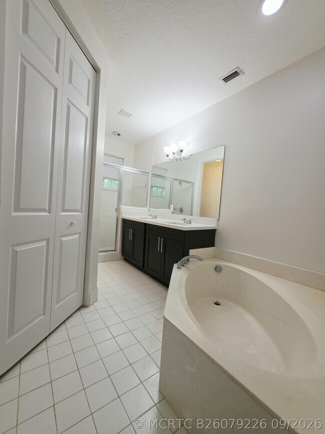 Building Photo - 6282 S Military Trl