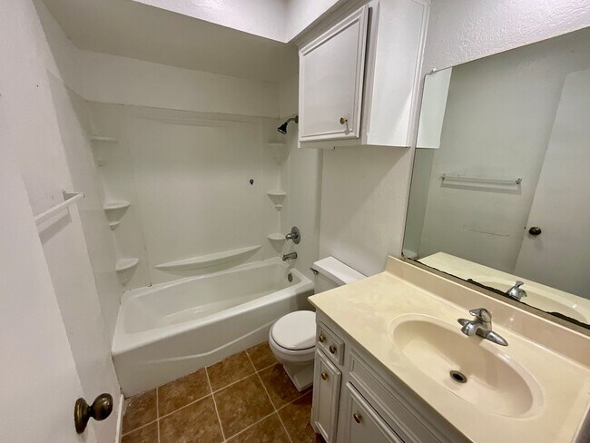 Building Photo - 6108 37th St