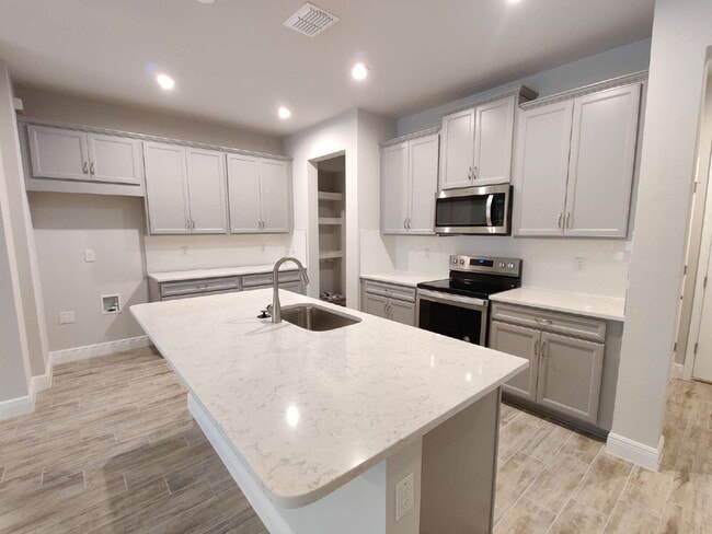 Building Photo - 6025 Grand Sonata Ave