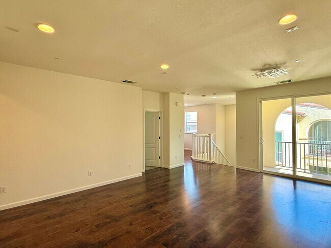 Building Photo - 43845 Paso Pino Common