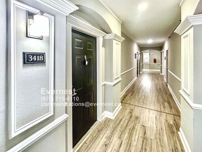 Building Photo - 1850 Cotillion Dr