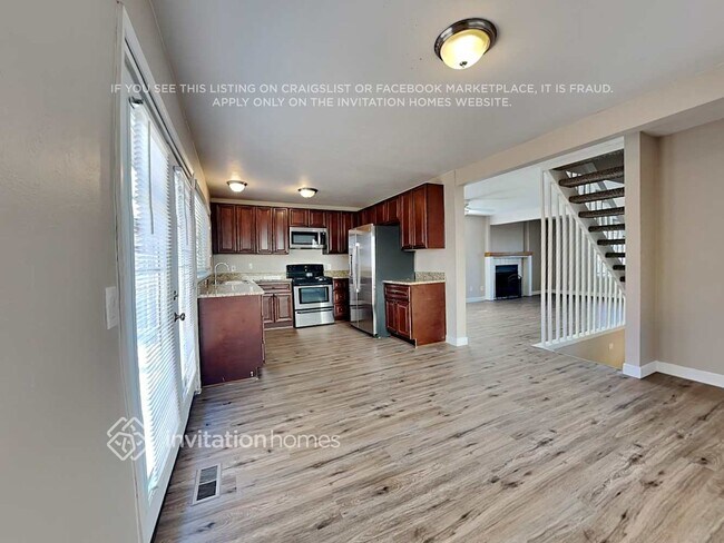 Building Photo - 3888 S Biscay St