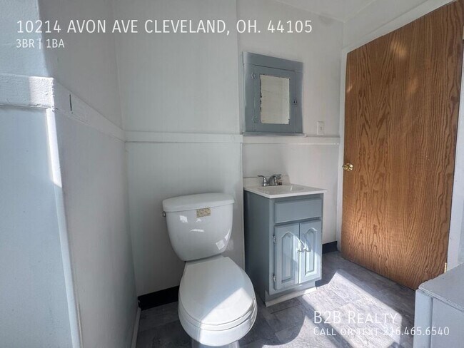 Building Photo - 10214 Avon Ave