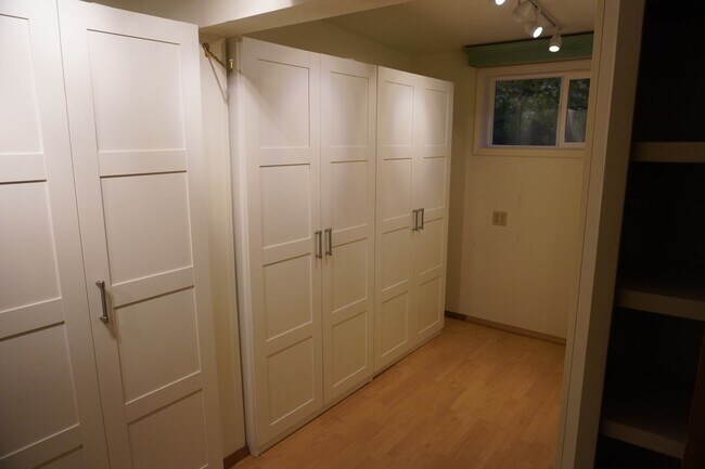 Building Photo - 24002 NE 120th Ct