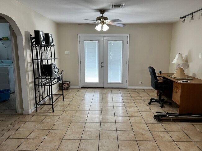 Office - 226 Sharon Dr