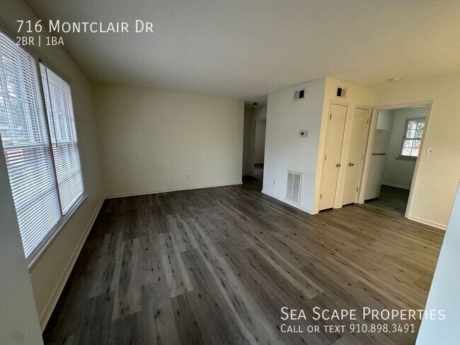 Building Photo - 716 Montclair Dr