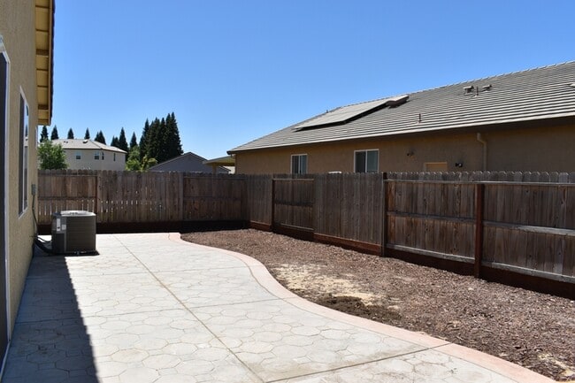 Building Photo - 3591 Sunstone Ct