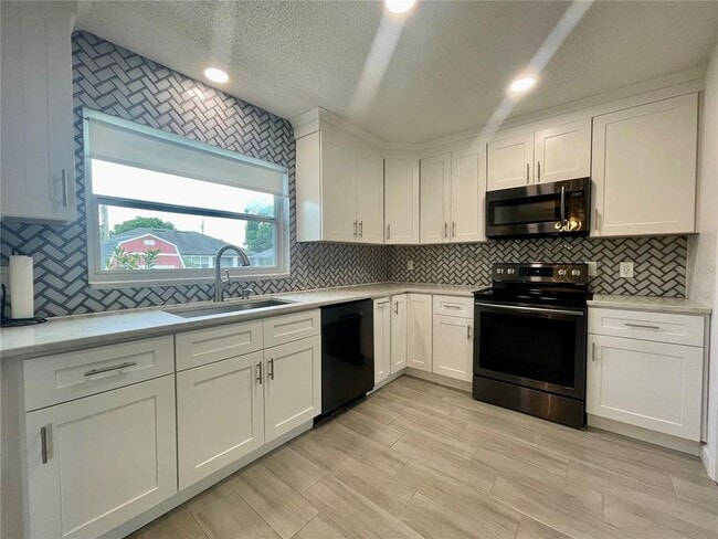 Building Photo - 2107 E Atmore Cir