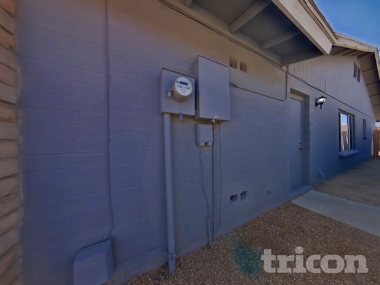 Building Photo - 4055 W Desert Cove Ave
