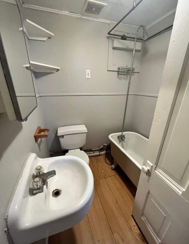 Building Photo - Jackson Studio Suites