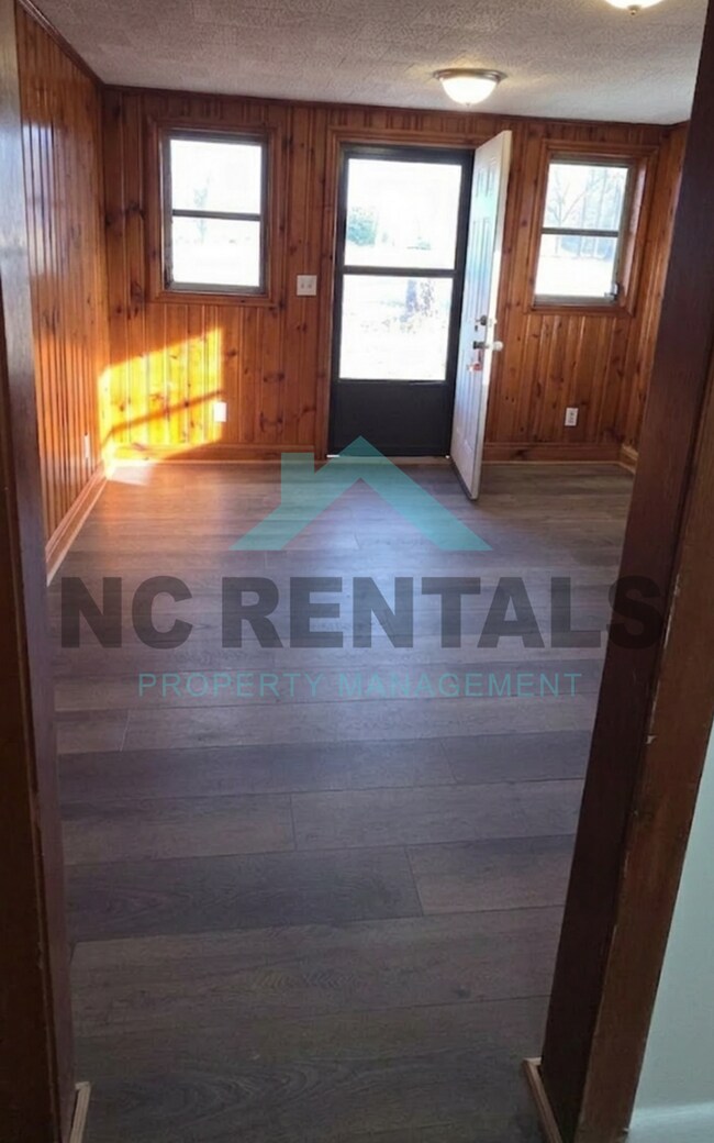 Building Photo - 8201 Stokesdale St