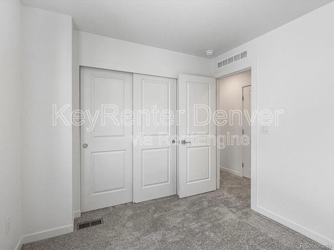 Building Photo - 2028 S Holly St