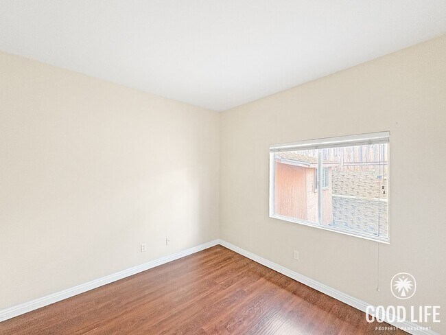 Building Photo - Gorgeous 3B/2BA House w/ Attached Garage, Storage Sheds, and Tons of Space!