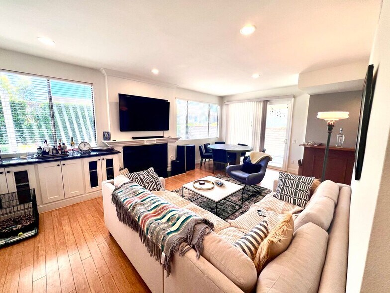 Building Photo - 29028 Hollow Oak Ct