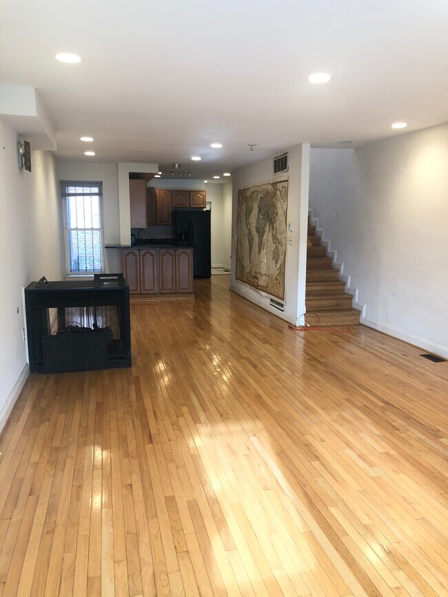 Fire place + open floor plan + several window - 1204 Florida Ave NE