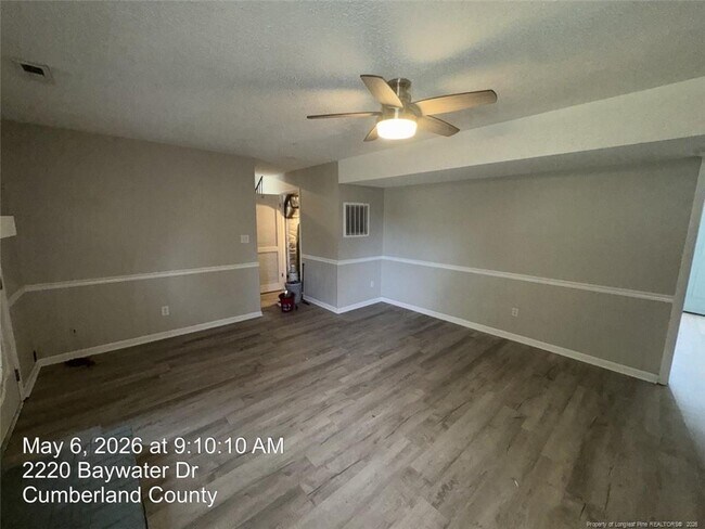 Building Photo - 2220 Baywater Dr