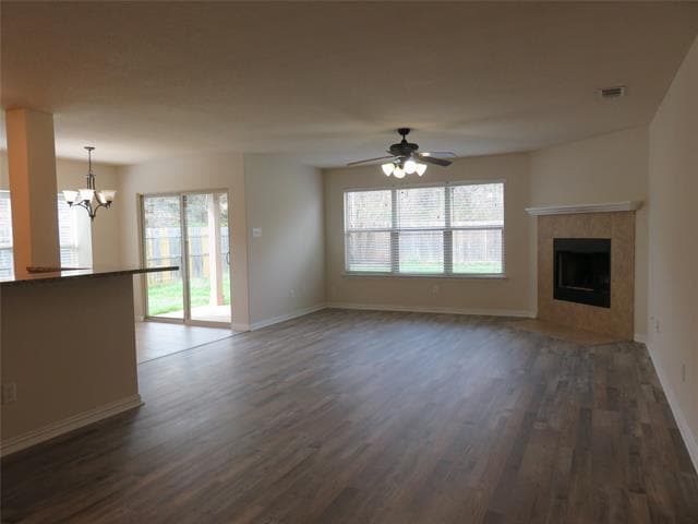 Building Photo - 1321 Crestview Dr