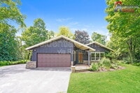 Building Photo - 11539 N Parkview Dr