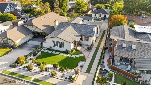 Building Photo - 274 W Laurel Ave