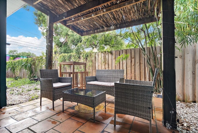 Building Photo - Spacious Gulfport Gem with Large Private Backyard and Plenty of Driveway Space