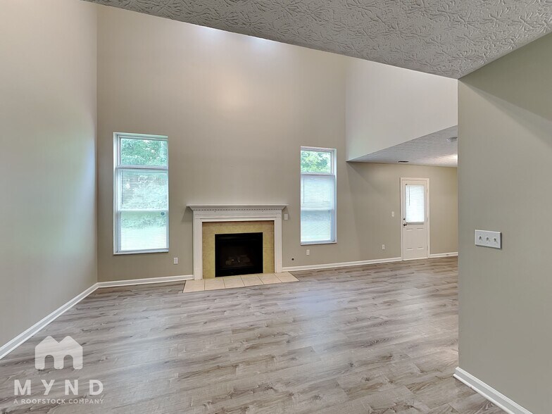 Building Photo - 2069 Prominence Dr