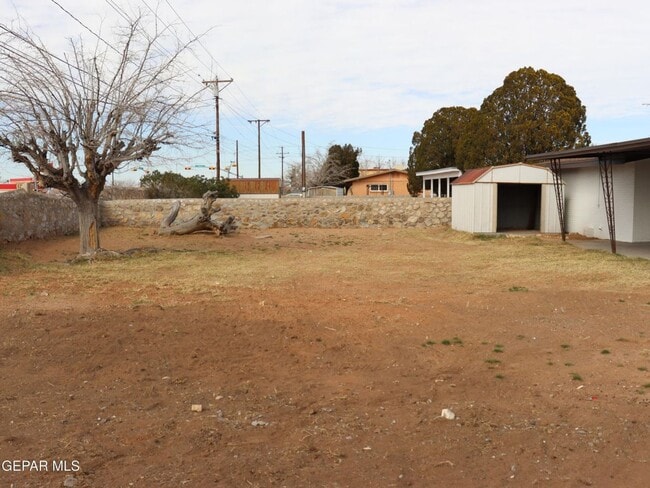 Building Photo - Beautiful 3 bed/2 baths and more for RENT