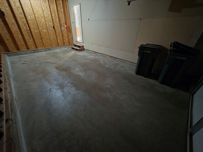 Building Photo - 4925 Coventry Ct