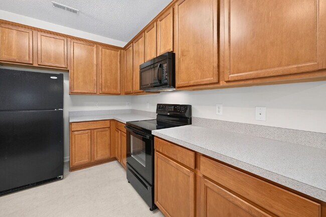 Building Photo - Available Now! Charming 3BR Ranch with 2-Car Garage Near Downtown Winston-Salem