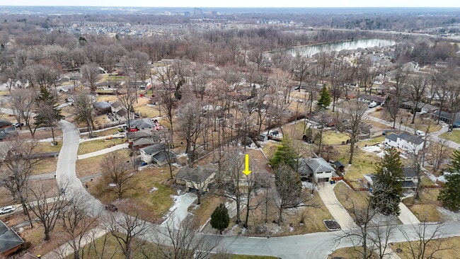 Building Photo - 1005 Chevy Chase Ln